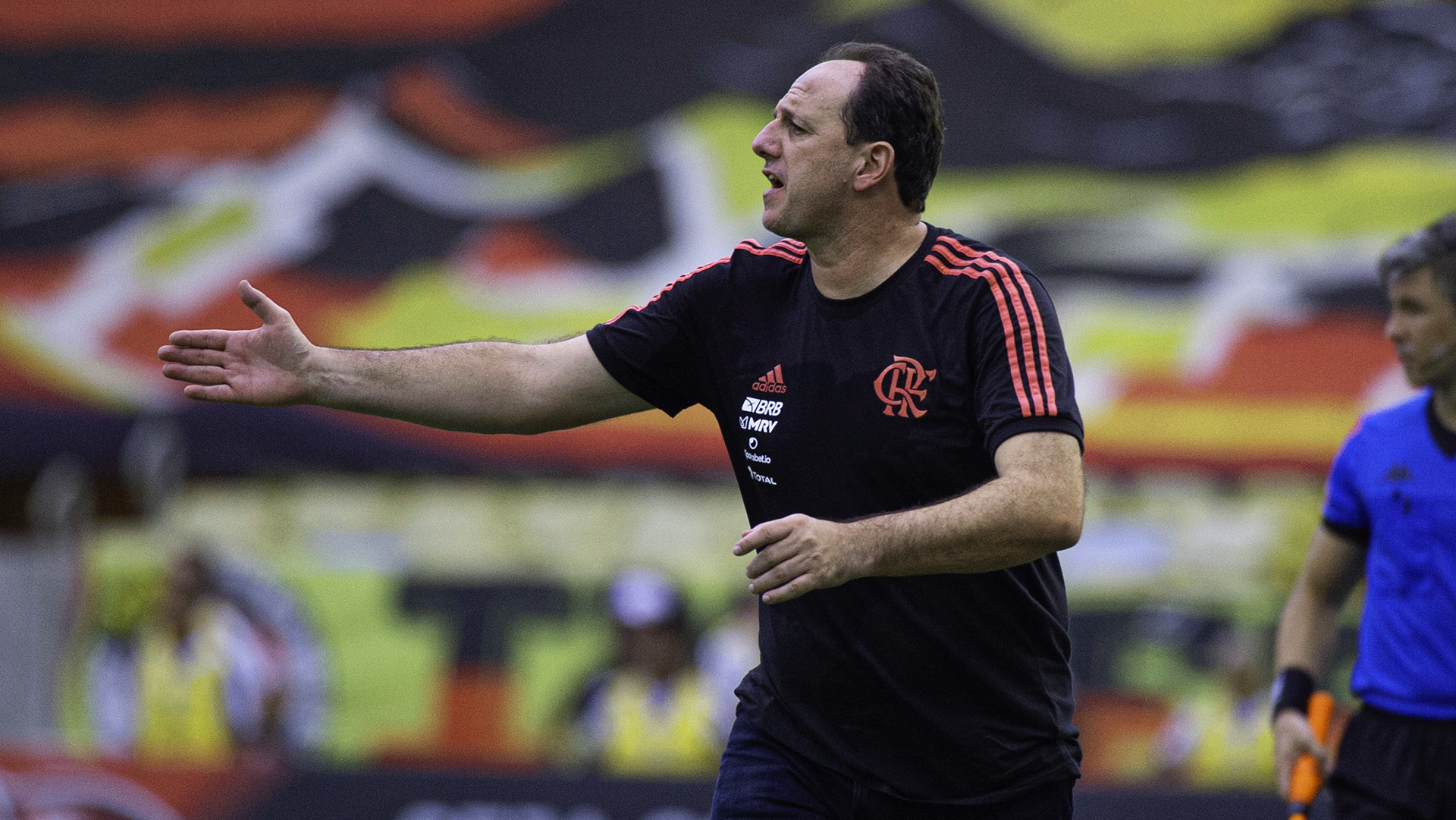Rogério Ceni na berlinda - relembre treinadores que não deram certo no Flamengo