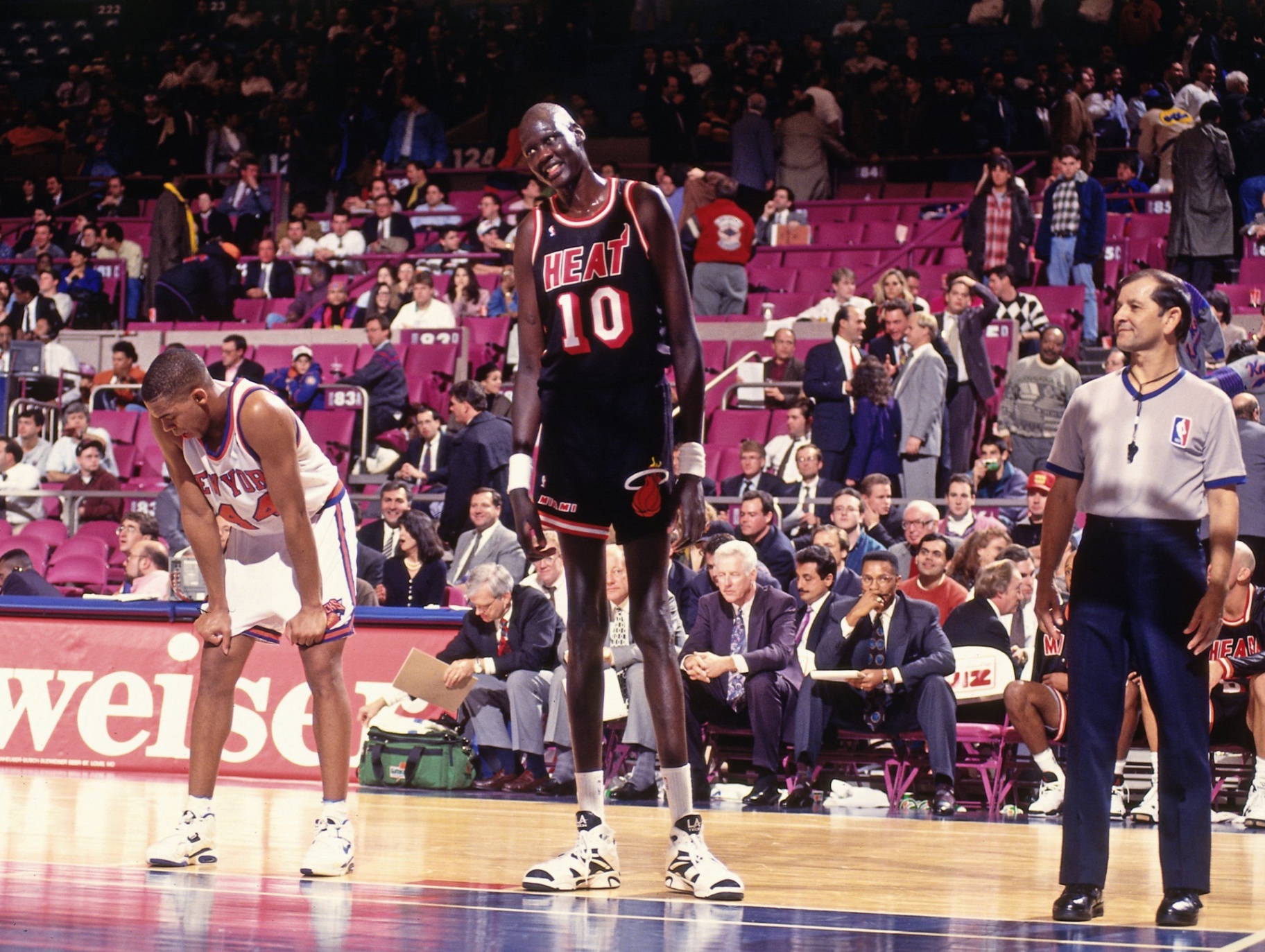 Qual foram os jogadores de basquete mais altos da história da NBA?
