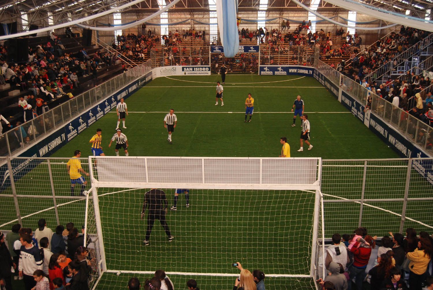 O que é o showbol (indoor soccer) – Conheça as regras e as competições