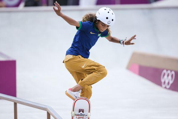 Quem é a fadinha do skate, que tem medalha olímpica aos 13 anos