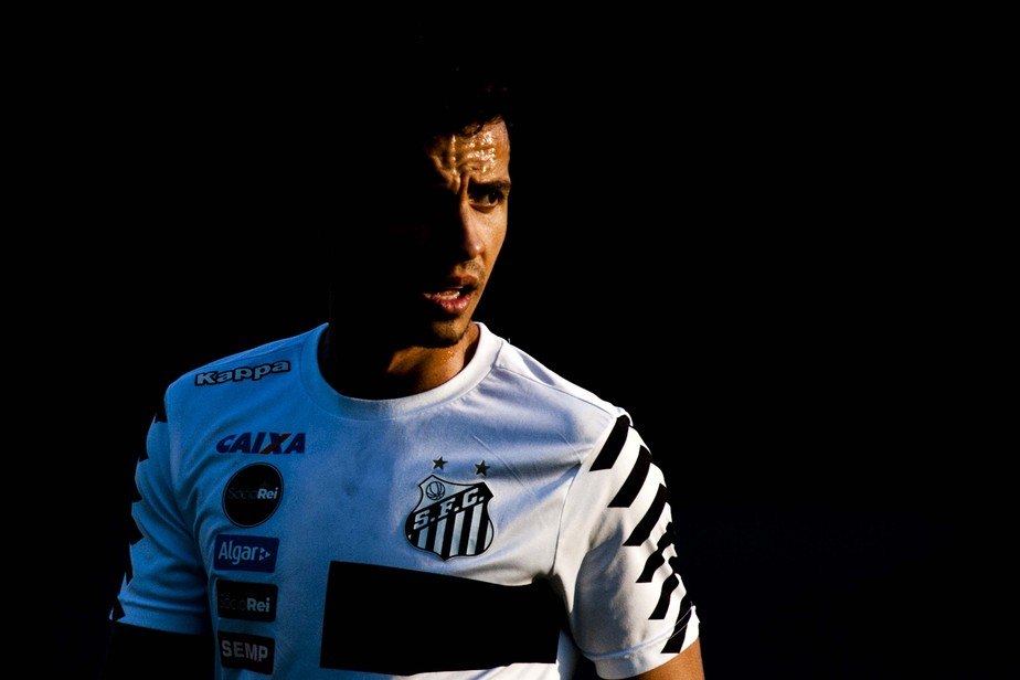 12 personalidades do futebol brasileiro que afirmam ter sofrido depressão