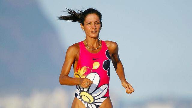 Fernanda Keller completou 25 provas do Ironman havaiano e tem 6 bronzes