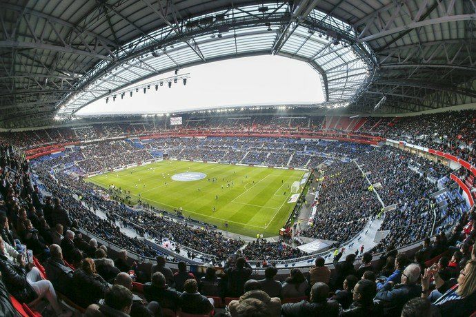 Conheça os estádios de futebol mais caros do mundo